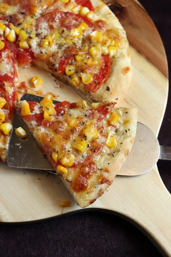 Golden Corn Tomato Pizza PT